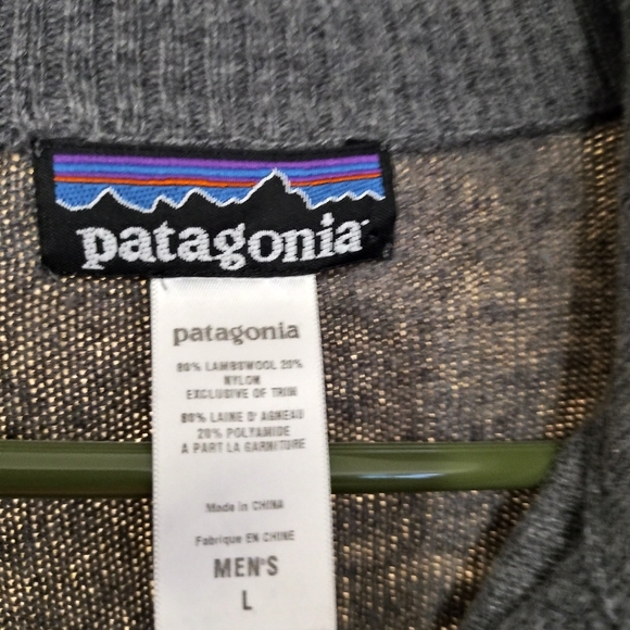 Patagonia Other - Patagonia quarter zip lambswool blend pullover sz large